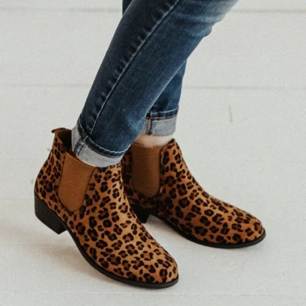ALPINE WOODS LEOPARD SUEDE ROUND TOE ANKLE WOMEN"S BOOTS